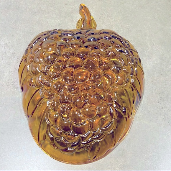 Carnival glass amber grape bowl - Picture 8 of 8